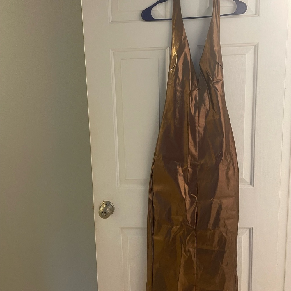 Bronze Zara halter dress never worn size small